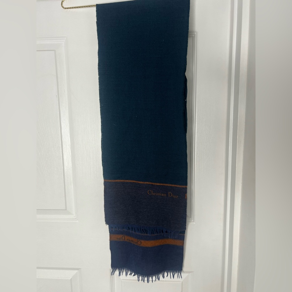 Christian Dior Wool Blue Women’s Scarf - Picture 3 of 9